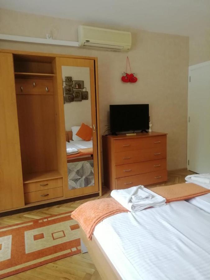 Galaxy Apartment Varna Eksteriør bilde